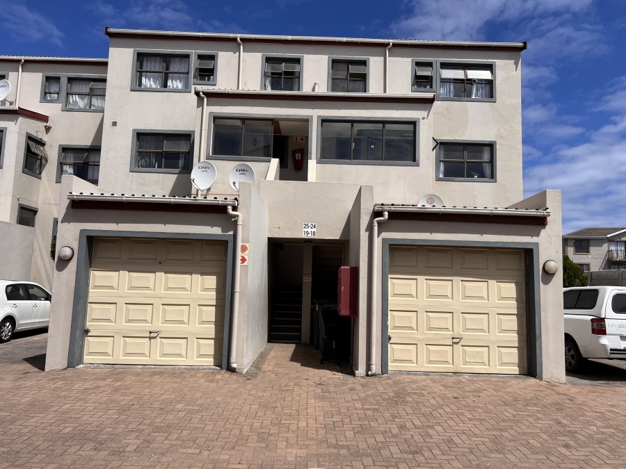 3 Bedroom Property for Sale in Parklands Western Cape
